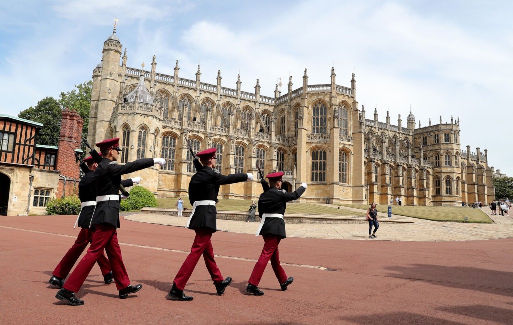 William And Kate Plan To Move Family Out Of London To Give Children A ‘normal’ Life