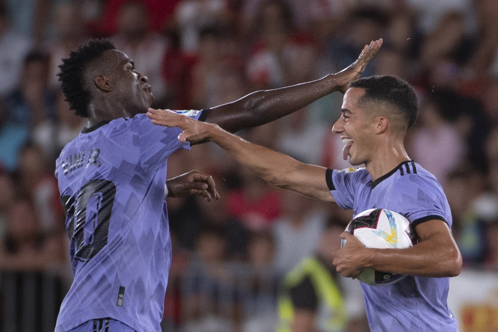 David Alaba Free Kick Gives Real Madrid 2 1 Win And Perfect Start To Spanish Title Defense