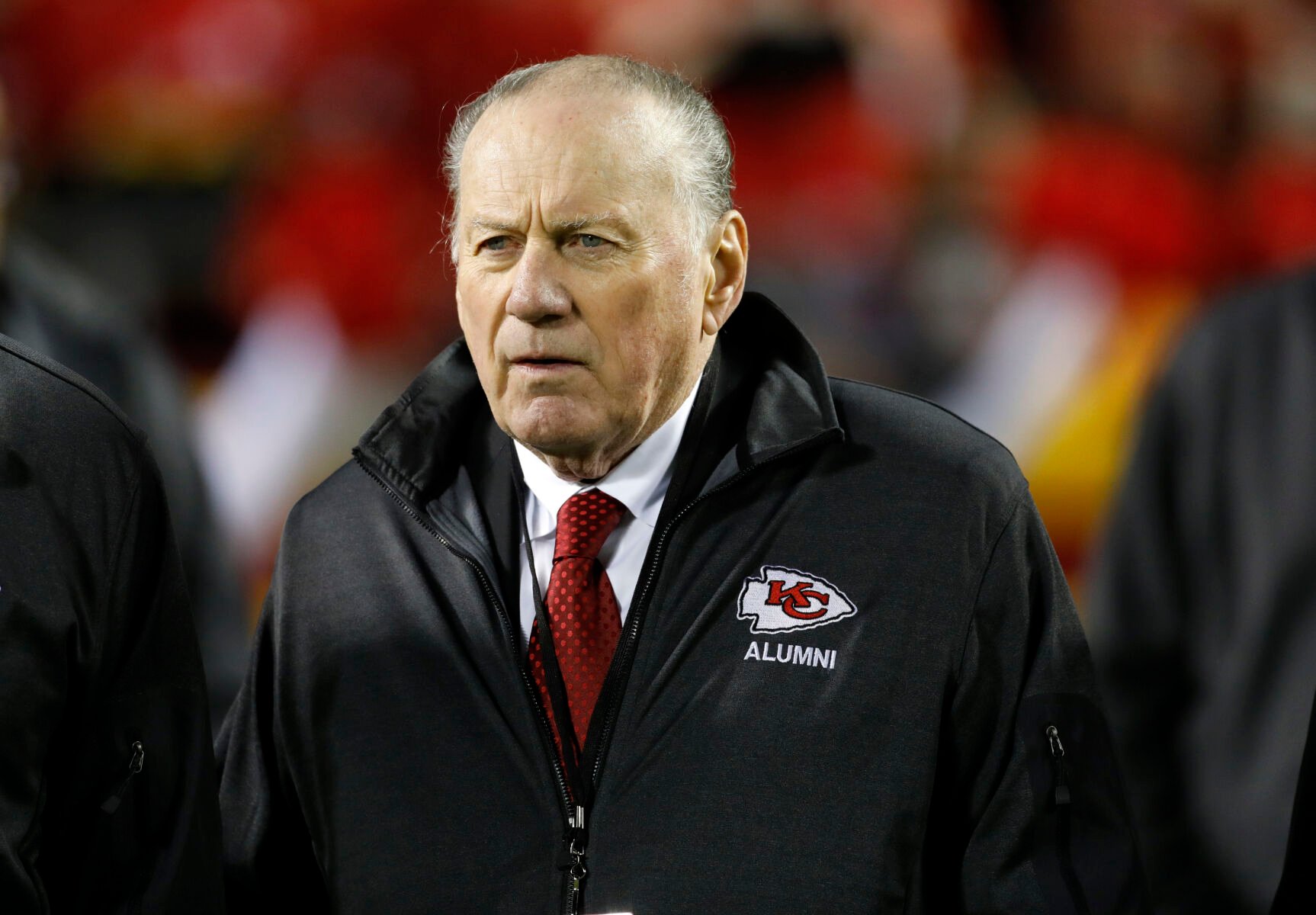 <p>FILE - Former Kansas City Chiefs quarterback Len Dawson stands on the sideline during the second half of an NFL football game against the Denver Broncos in Kansas City, Mo., Oct. 30, 2017.</p>