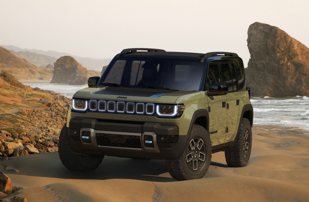 Jeep Unveils 1st Electric Suvs For North America And Europe