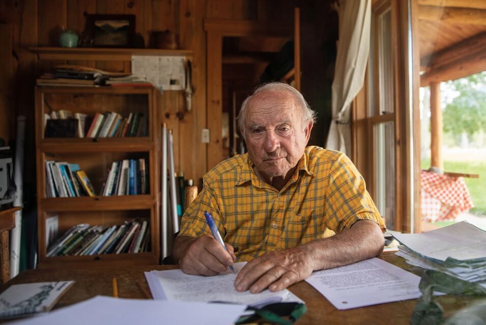 A Recap Of ‘the Handmaid’s Tale’ Premiere, R&b Singer Jesse Powell Dies, And More Trending News