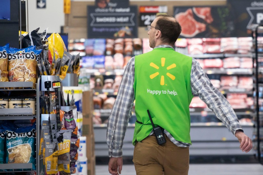Walmart, Target Begin Holiday Early To Ease Inflation Sting