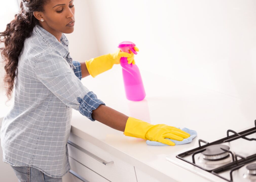 This Is How Much Time The Average American Spends On Chores