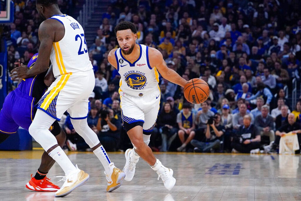 Stephen Curry Offers Warriors’ Support Of Brittney Griner