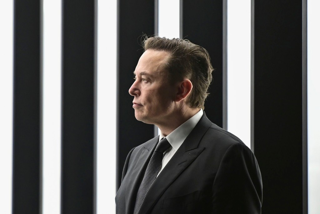 Elon Musk’s Plan To End Russian War Infuriates Ukraine On Twitter