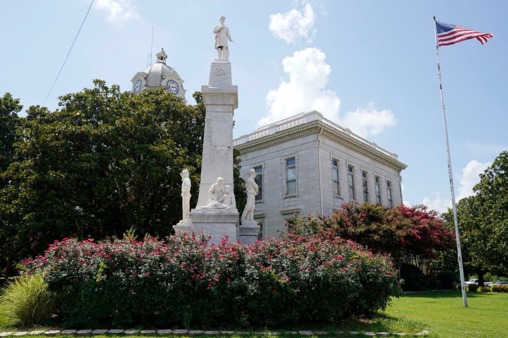 Community With Confederate Monument To Unveil Emmett Till Statue