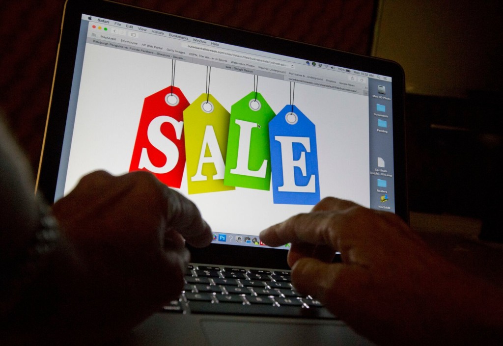 Cyber Monday Deals Lure In Consumers Amid High Inflation