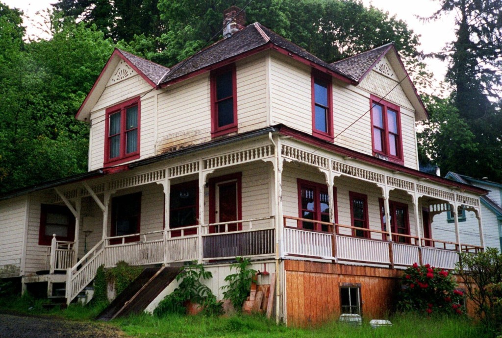 Famed ‘goonies’ House For Sale In Coastal Astoria, Oregon