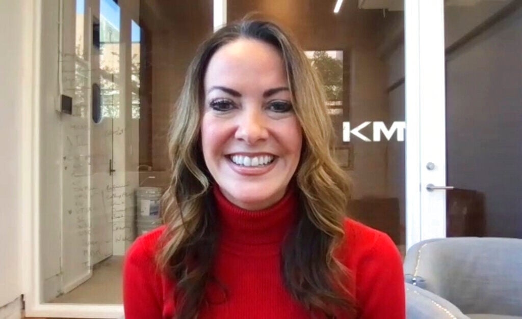 Kelli Masters Overcomes Critics, Among Few Female Nfl Agents