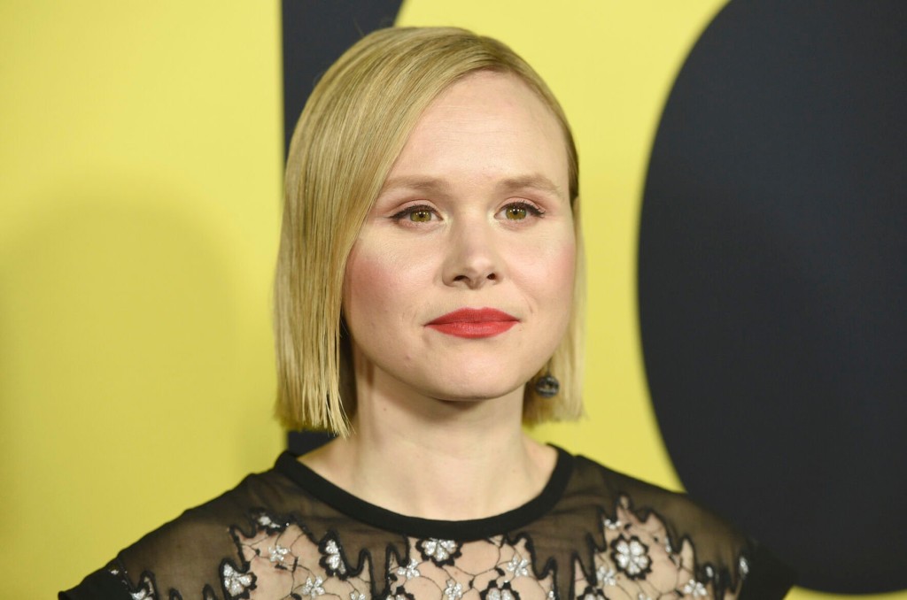 King Charles Worries ‘the Crown’ Overshadows His Real Reign, And More Celebrity News