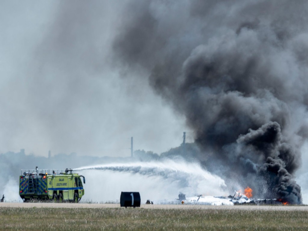 Victims Named In Dallas Air Show Crash; Ntsb Investigation Underway