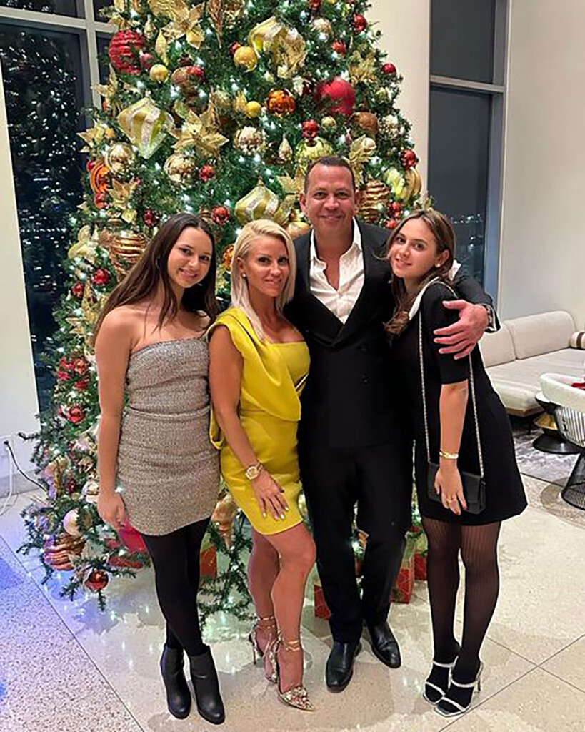 Alex Rodriguez Goes Instagram Official With Girlfriend Jaclyn Cordeiro