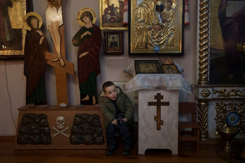 Ukraine: See How Soldiers And Citizens Marked Christmas In A War Torn Region