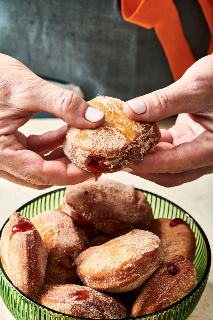 Jelly Doughnuts: How To Make The Ultimate Hanukkah Pastry