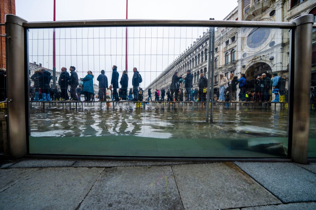 Glass Barriers Keep Venice’s Iconic Basilica Dry