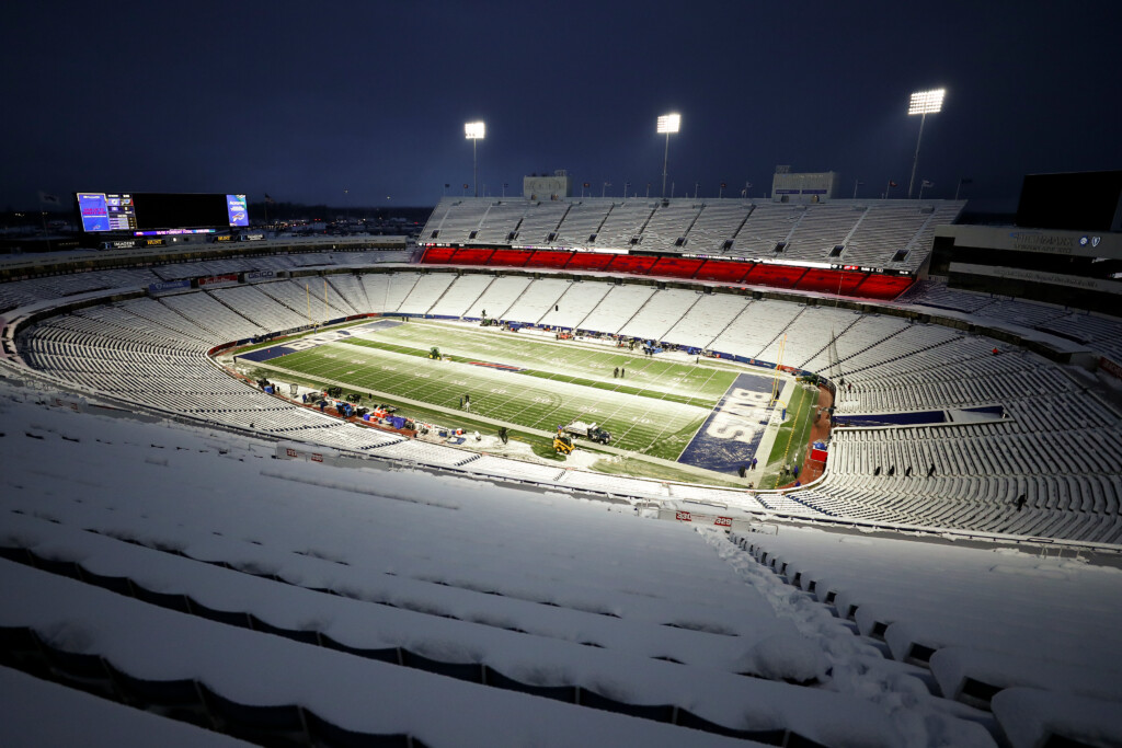 Before Dramatic Buffalo Bills Victory, Game Was Paused Due To Fans Throwing Snowballs Onto Field