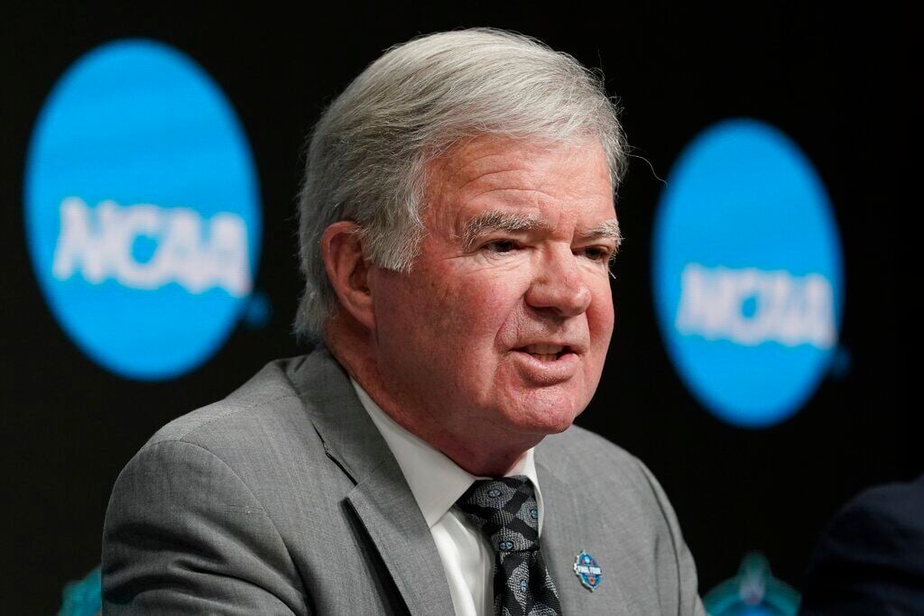 Emmert’s Advice: Next Ncaa President Needs ‘lot Of Patience’