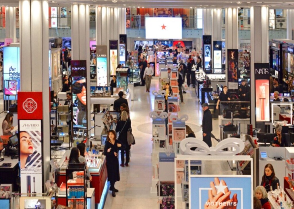 How Spending At Department Stores Has Changed In The Last Three Decades