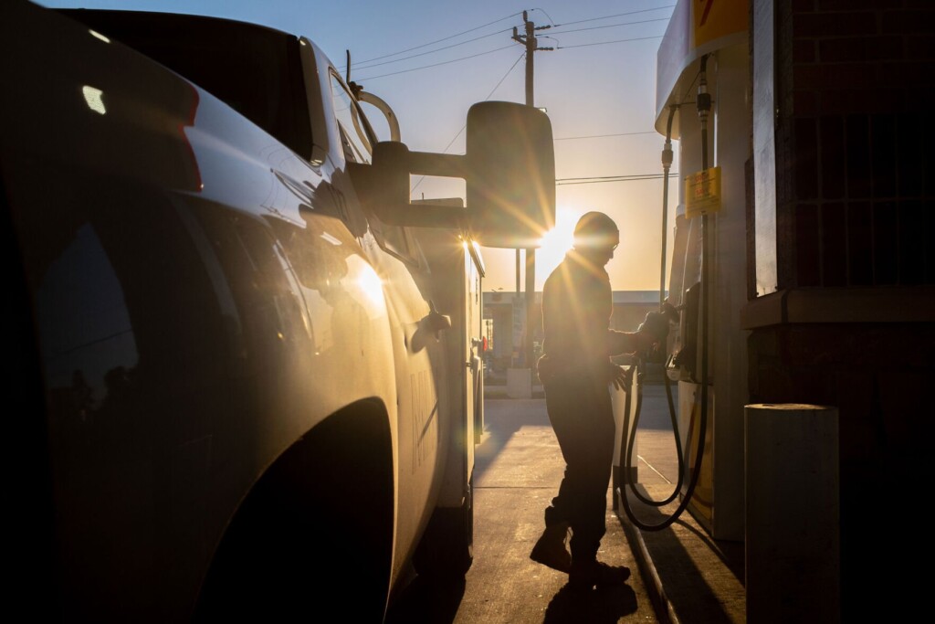 $4 A Gallon Gas Could Return In Us As Soon As May, Projections Show