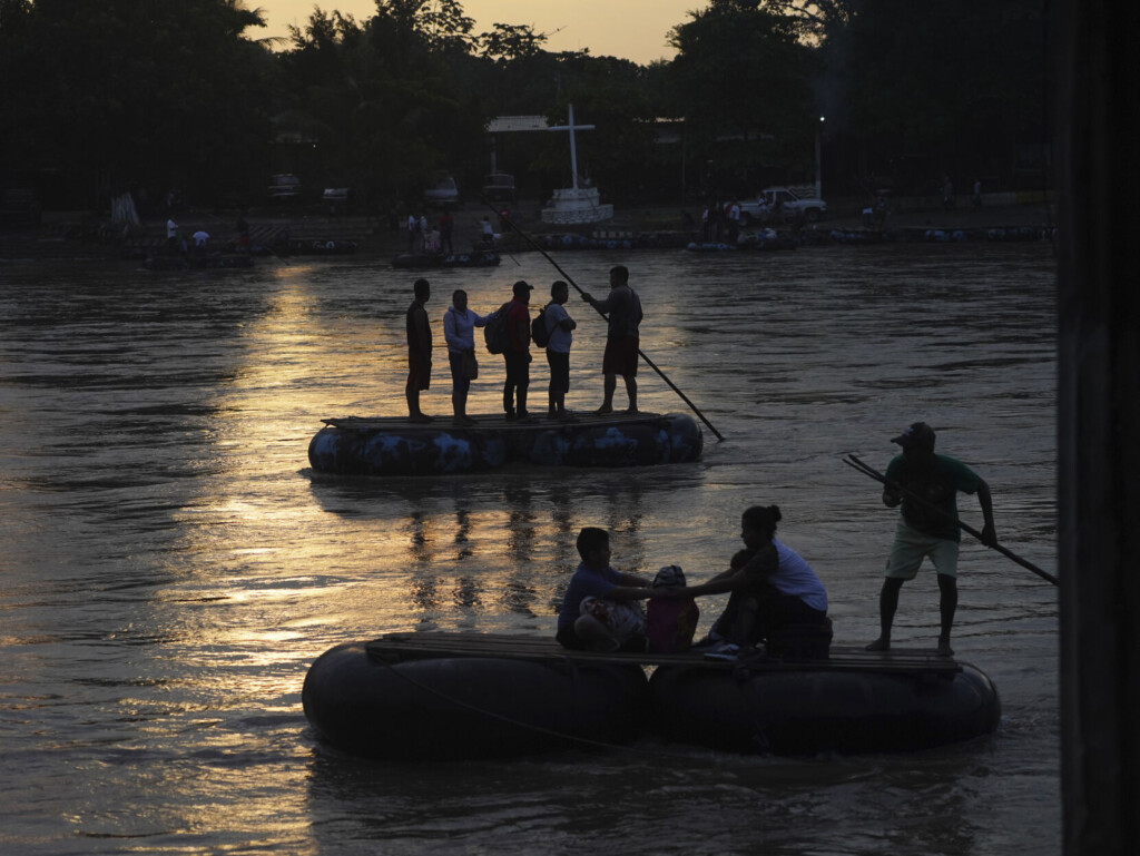 Thriving Network Of Fixers Preys On Migrants Crossing Mexico