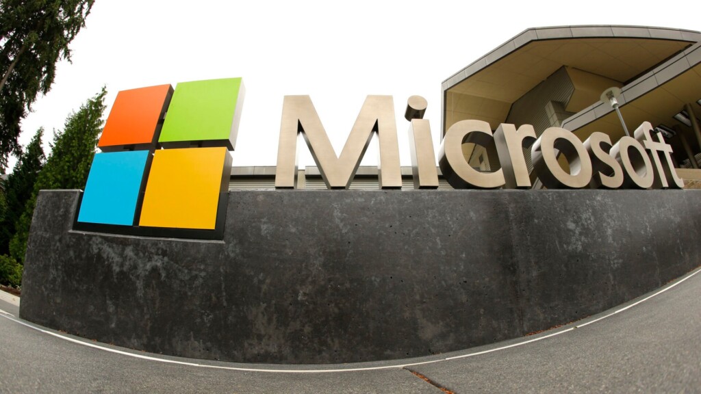 Job Cuts In Tech Sector Spread, Microsoft Lays Off 10,000