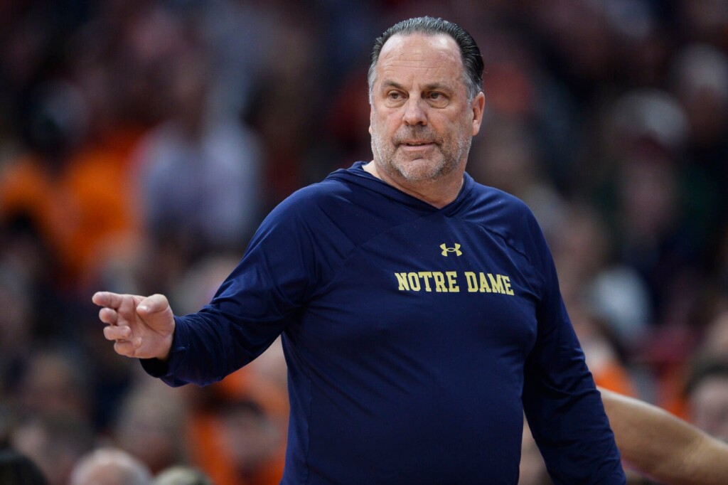 Notre Dame Coach Mike Brey Stepping Down After This Season