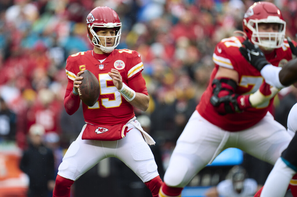 Patrick Mahomes Suffers Injury Scare As Kansas City Chiefs Reach Afc Championship Game