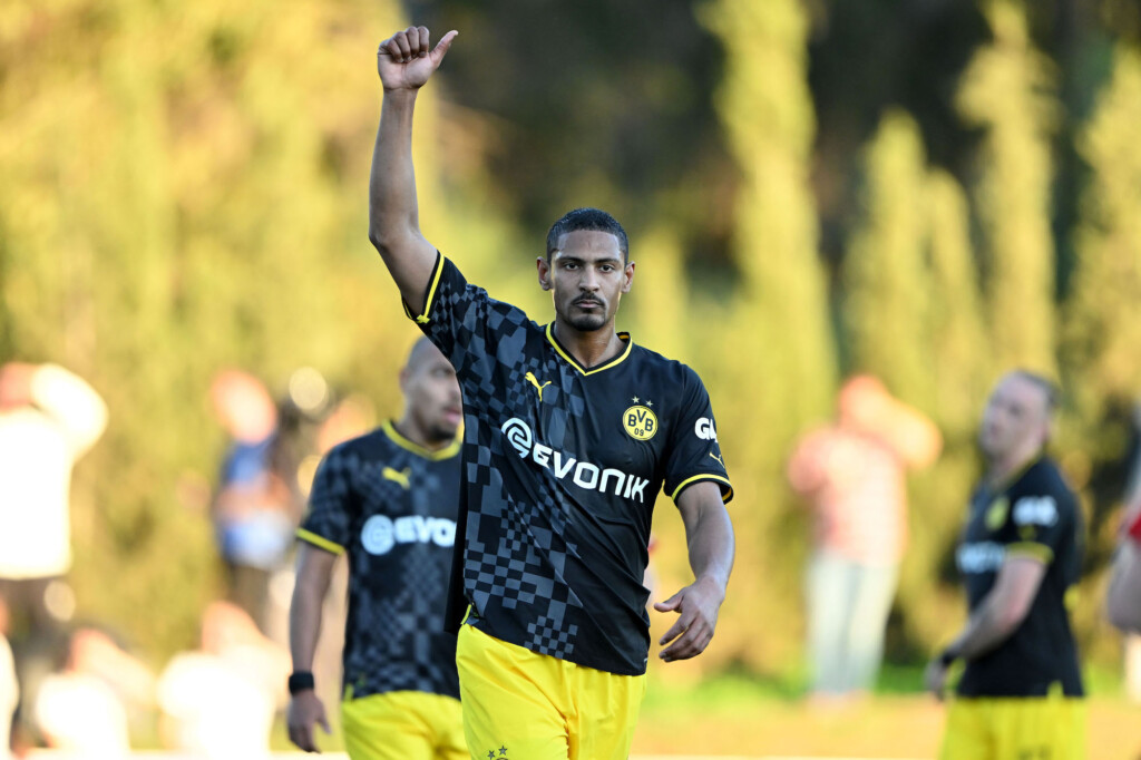 After Two Surgeries And Four Rounds Of Chemotherapy, Sébastien Haller Makes His Borussia Dortmund Debut