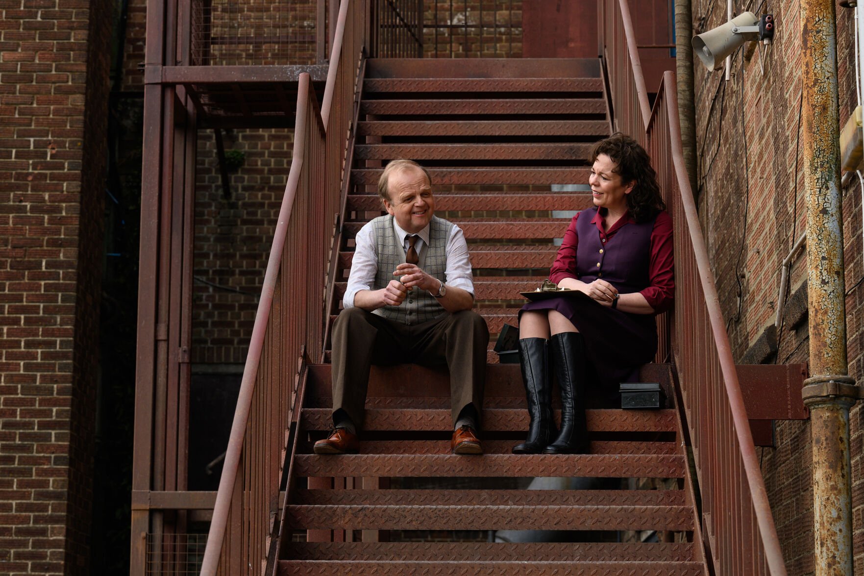 <p>Toby Jones, left, and Olivia Colman in "Empire of Light." (Parisa Taghizadeh/Courtesy of Searchlight Pictures/20th Century Studios/TNS)</p>