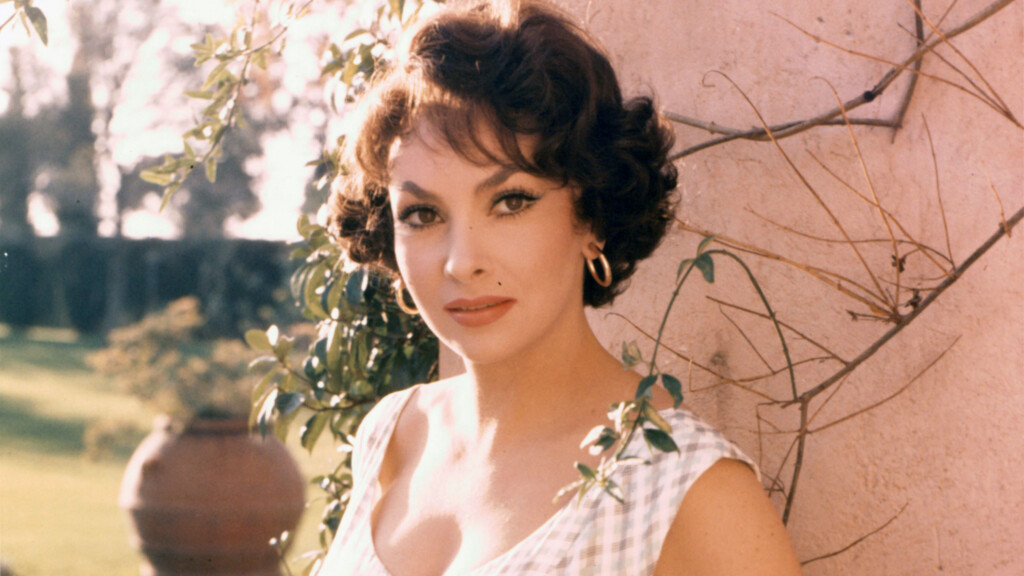 Gina Lollobrigida, Legend Of Italian Cinema, Dead At 95