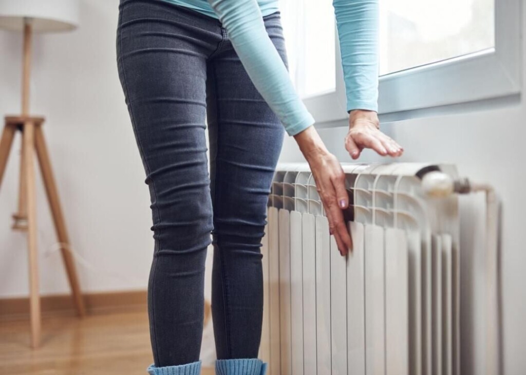 8 Ways To Effectively Winterize Your Home On A Budget