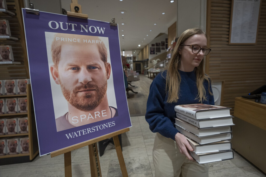 After Hype, Readers Get Hands On Prince Harry’s ‘spare’