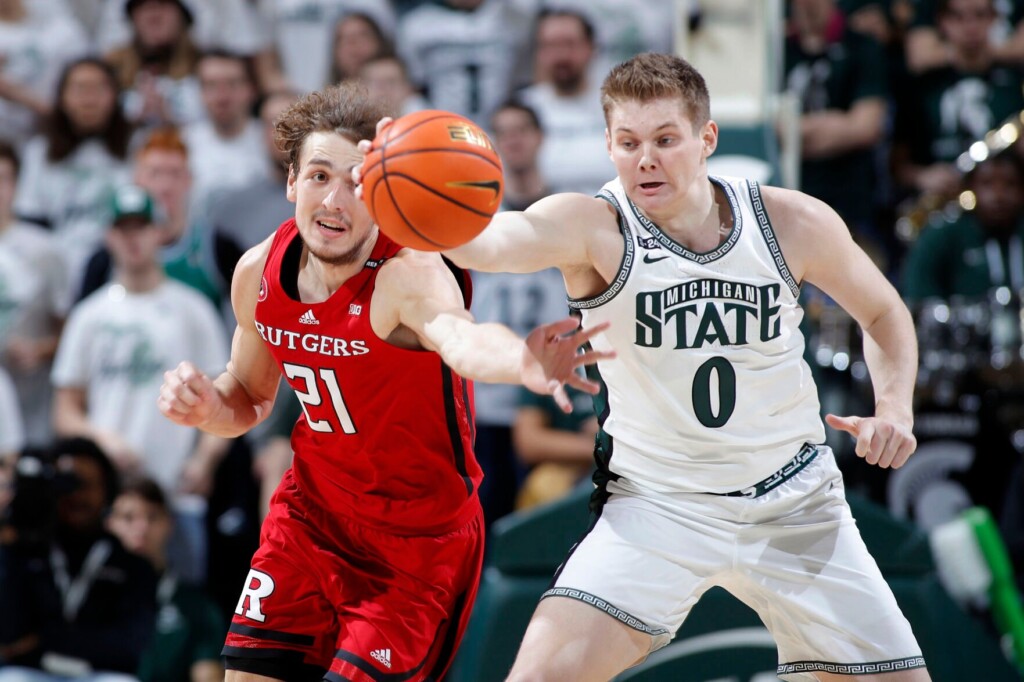 Balanced Michigan St Beats No. 23 Rutgers