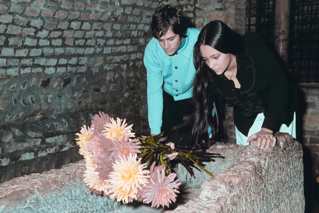 ‘romeo & Juliet’ Stars Sue Over 1968 Film’s Teen Nude Scene