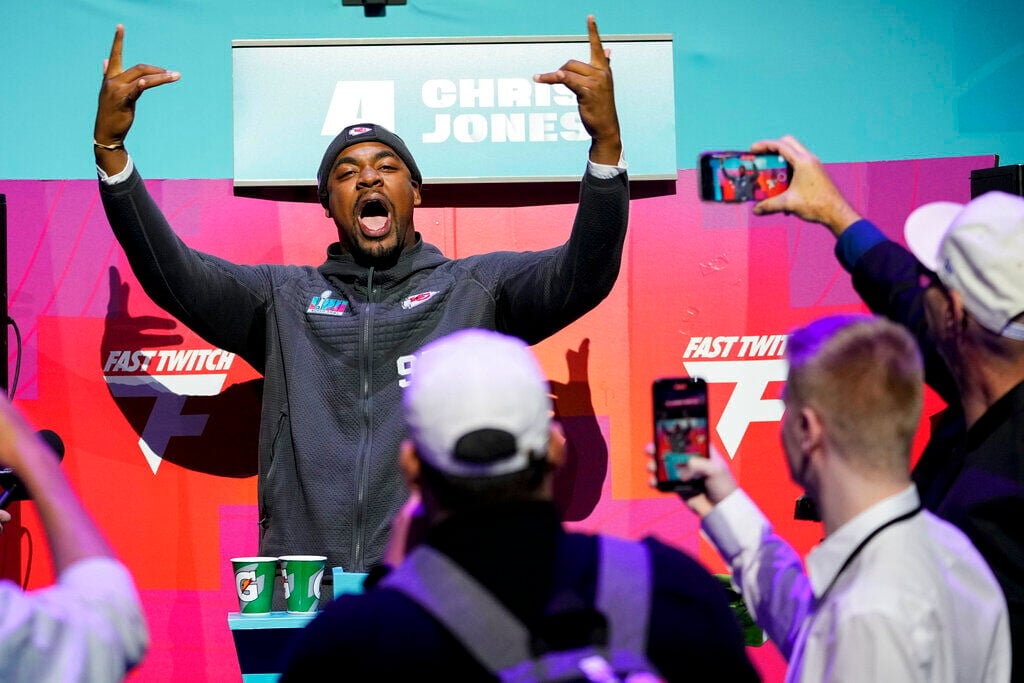 Chiefs’ Jones Sets Sack Standard For Kansas City Defense