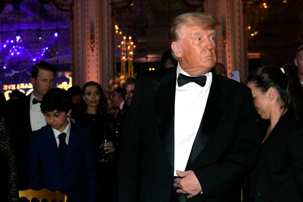 How They Compare: Trump, Biden, Pence Classified Documents
