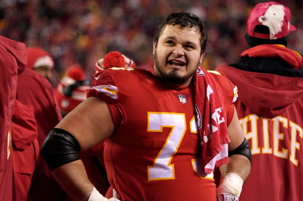 Christina Allegretti, Wife Of Chiefs’ Nick Allegretti, Gives Birth To Twins On Super Bowl Morning
