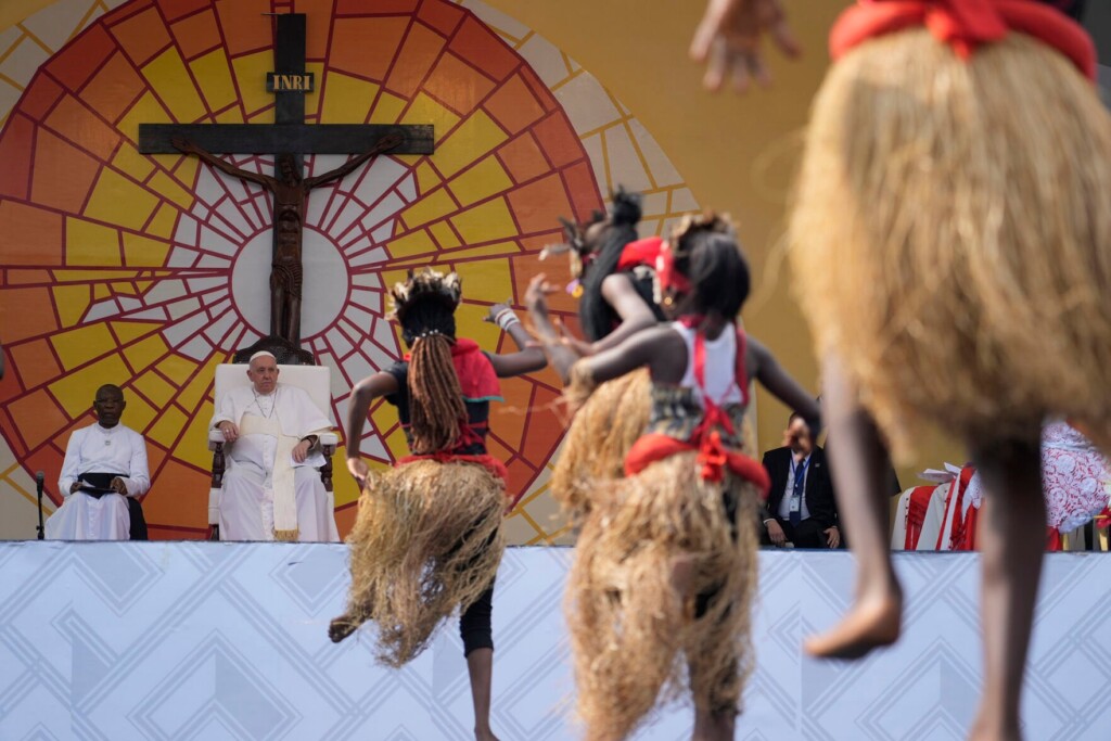 Pope Urges Congo Youth To Reject Corruption