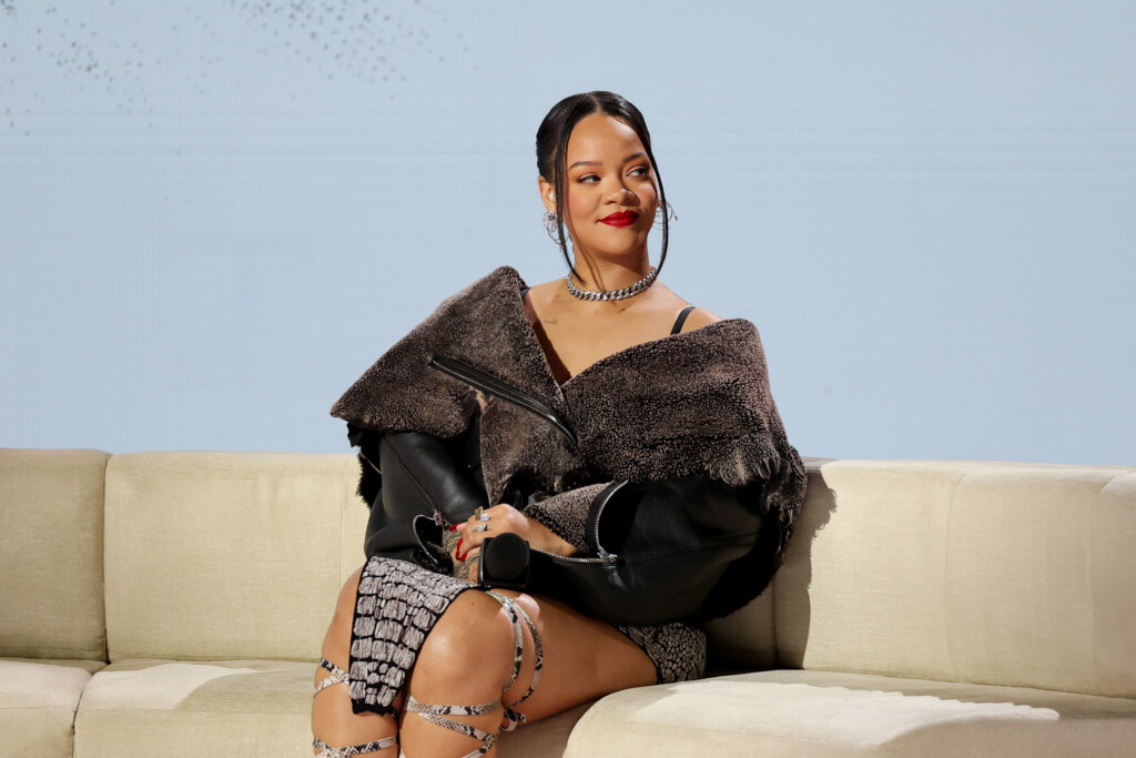 Rihanna Can’t Think About Anything Else But Her Super Bowl Halftime Performance