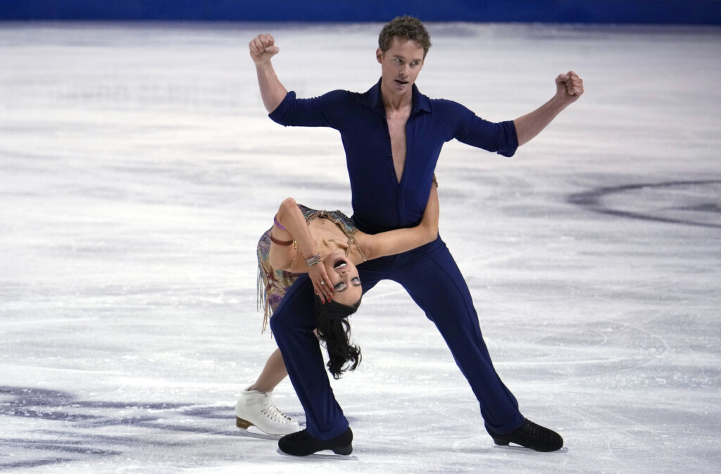 Chock And Bates Win Ice Dance At Four Continents