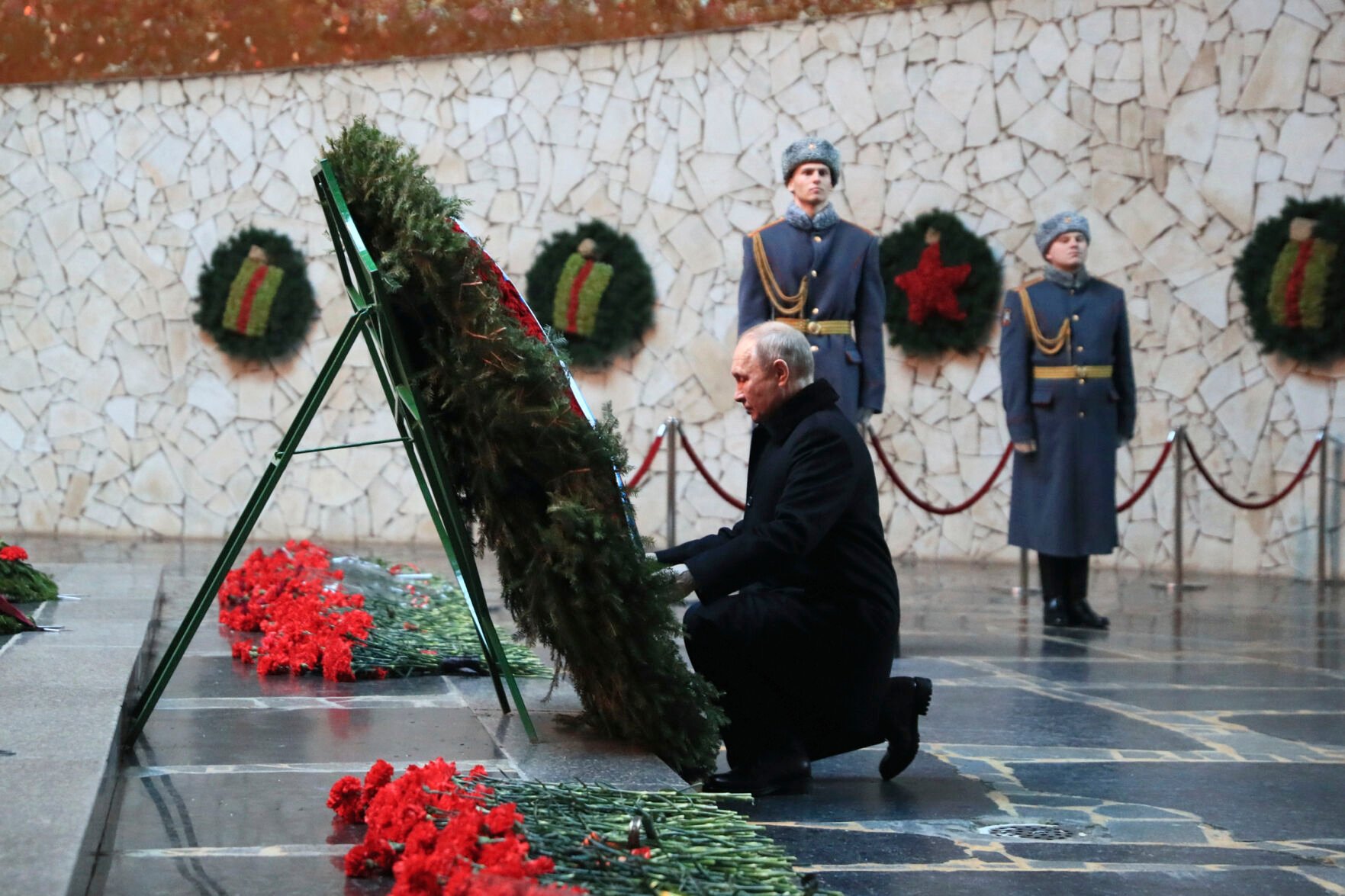 <p>Russian President Vladimir Putin attends a commemoration Thursday marking the 80th anniversary of the Soviet victory in the battle of Stalingrad, in the southern Russian city of Volgograd, once known as Stalingrad.</p>