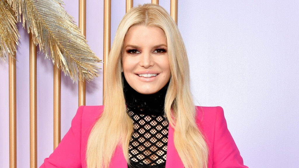 Jessica Simpson Reveals Secret Romance With ‘massive Movie Star’