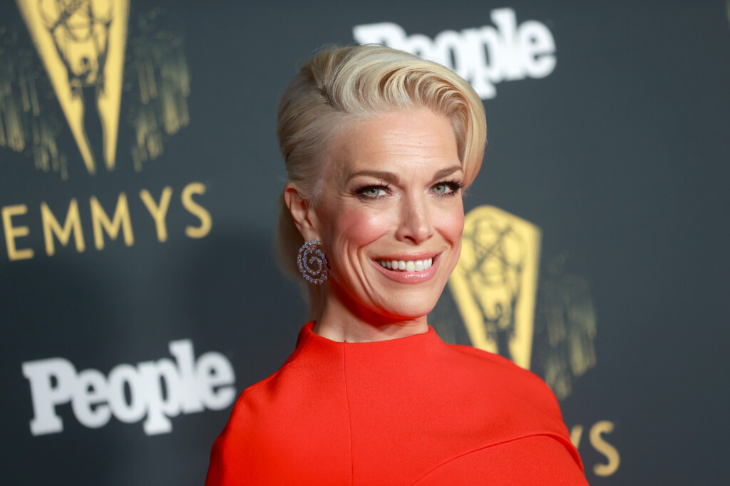 ‘ted Lasso’ Star Hannah Waddingham Will Host Eurovision 2023