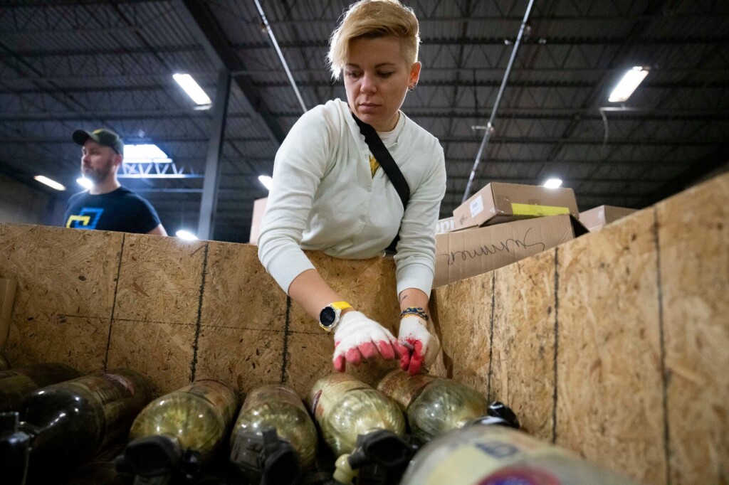 For Donors, Wartime Ukraine Aid Creates Blurry Ethical Line