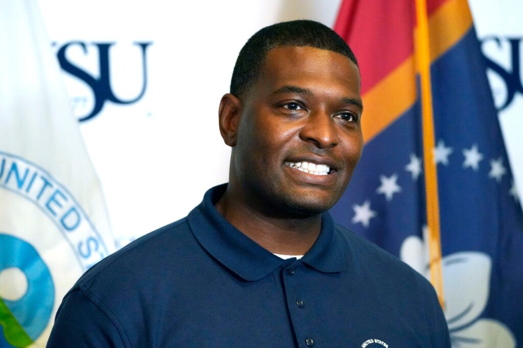 Epa Outlines $27b ‘green Bank’ For Clean Energy Projects