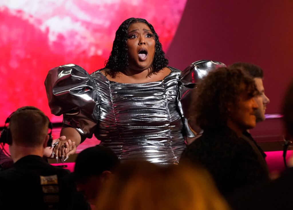 Lizzo Thanked Prince And Beyoncé In A Joyful Grammys Acceptance Speech