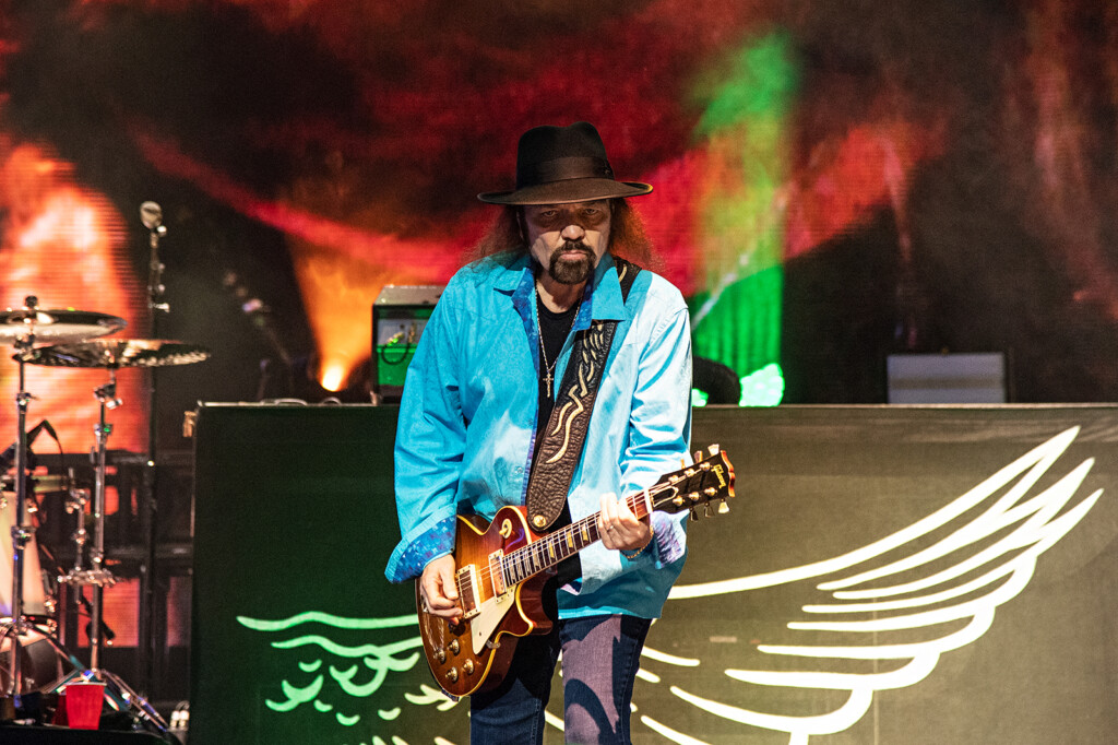 Lynyrd Skynyrd Guitarist Gary Rossington Has Died, The Band Announced