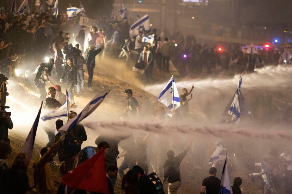 Netanyahu Delays Judicial Overhaul After Mass Protests