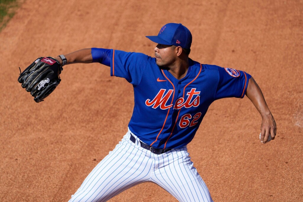 Mets’ Quintana Out Until At Least July With Rib Injury