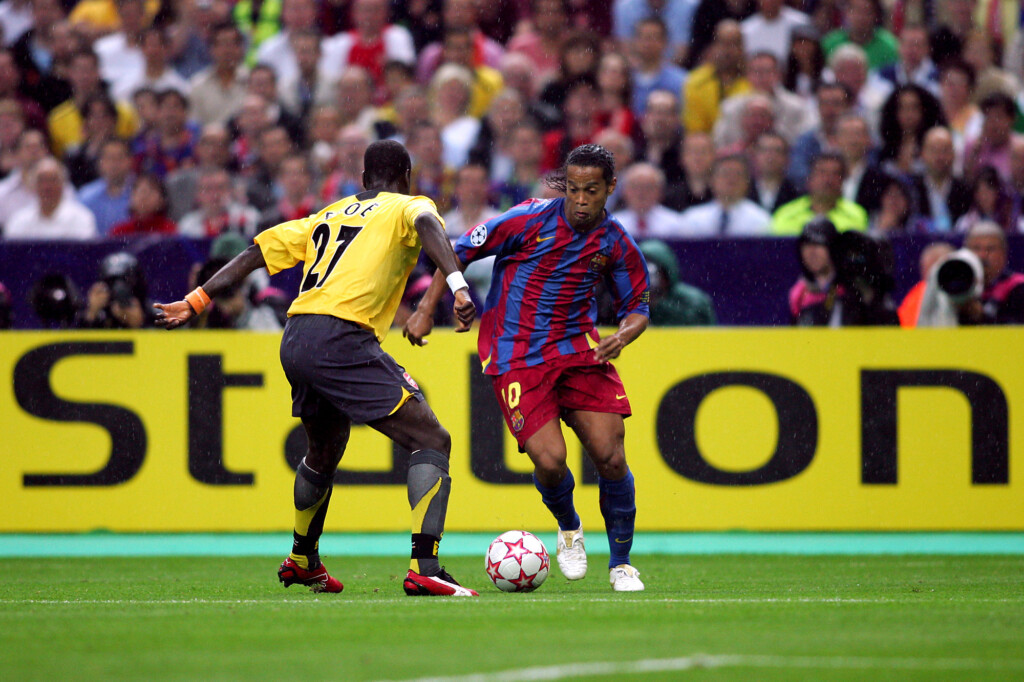 Barcelona Sign Ronaldinho’s 18 Year Old Son João Mendes After Successful Trial